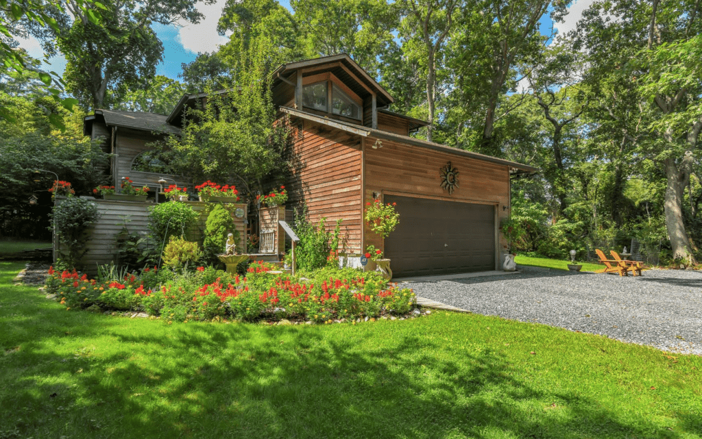555 Goose Creek Ln, Southold